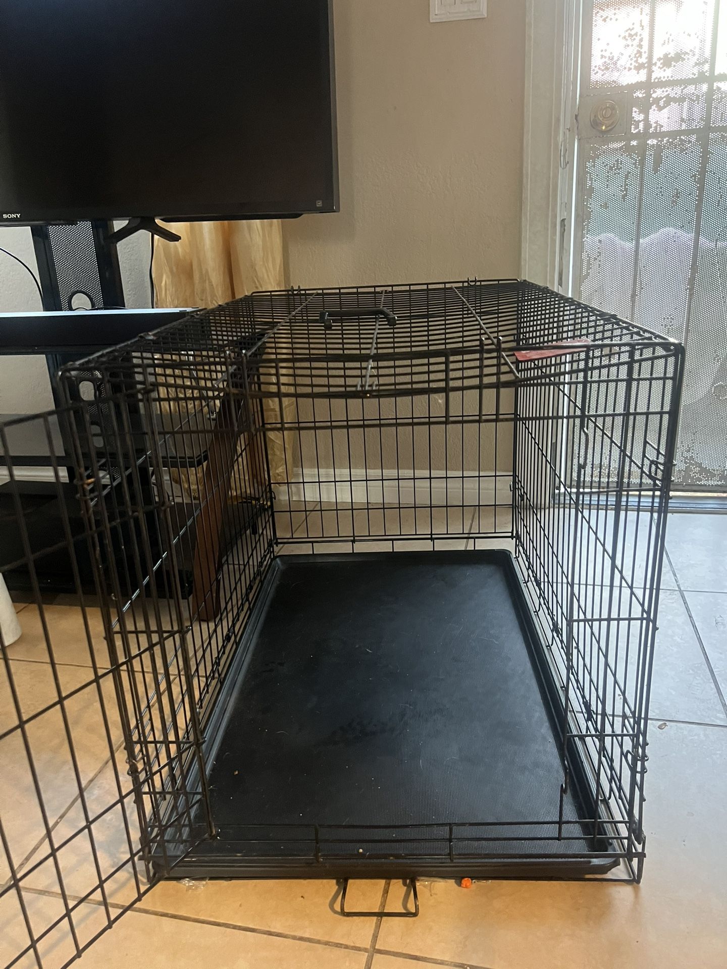 Large Dog Crate Lightly Used