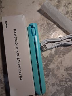 Professional mini hair straightener
