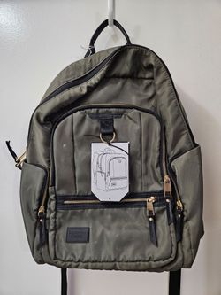 EASTSPORT LIMITED med- lg army green backpack,  NWT