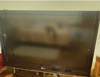 LG 42 inch Non  smart TV