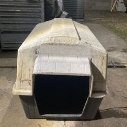 petmate doghouse