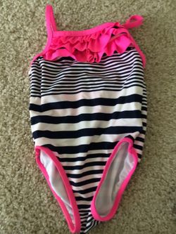 Swim suit size 2 t