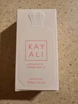 KAYALI Boujee Kitty Caramel Milk |