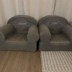 Crate n Barrel Land Of The Nod Kids Chair