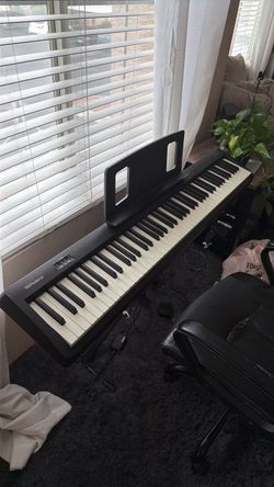 Roland FP-10 Keyboard