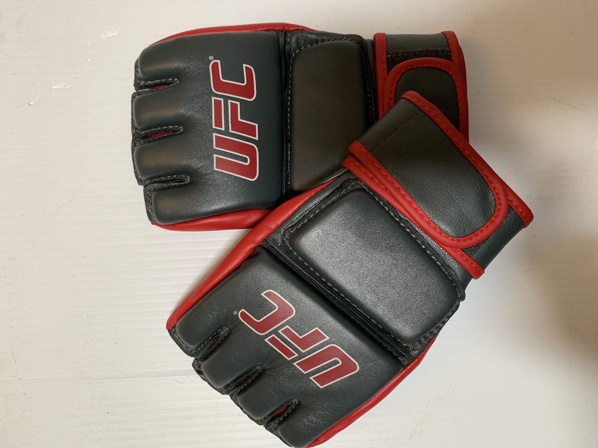UFC - Martial arts Training gloves