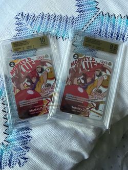 One piece Round 1 Luffy Beckett 10 and 9.5