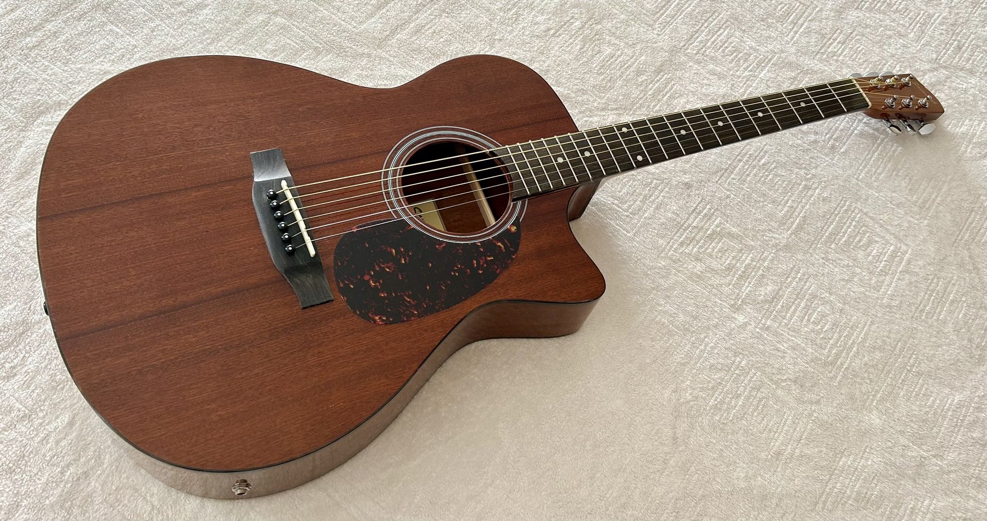 Acoustic Electric Guitar 000 Mahogany Body Savannah SGO-16CE