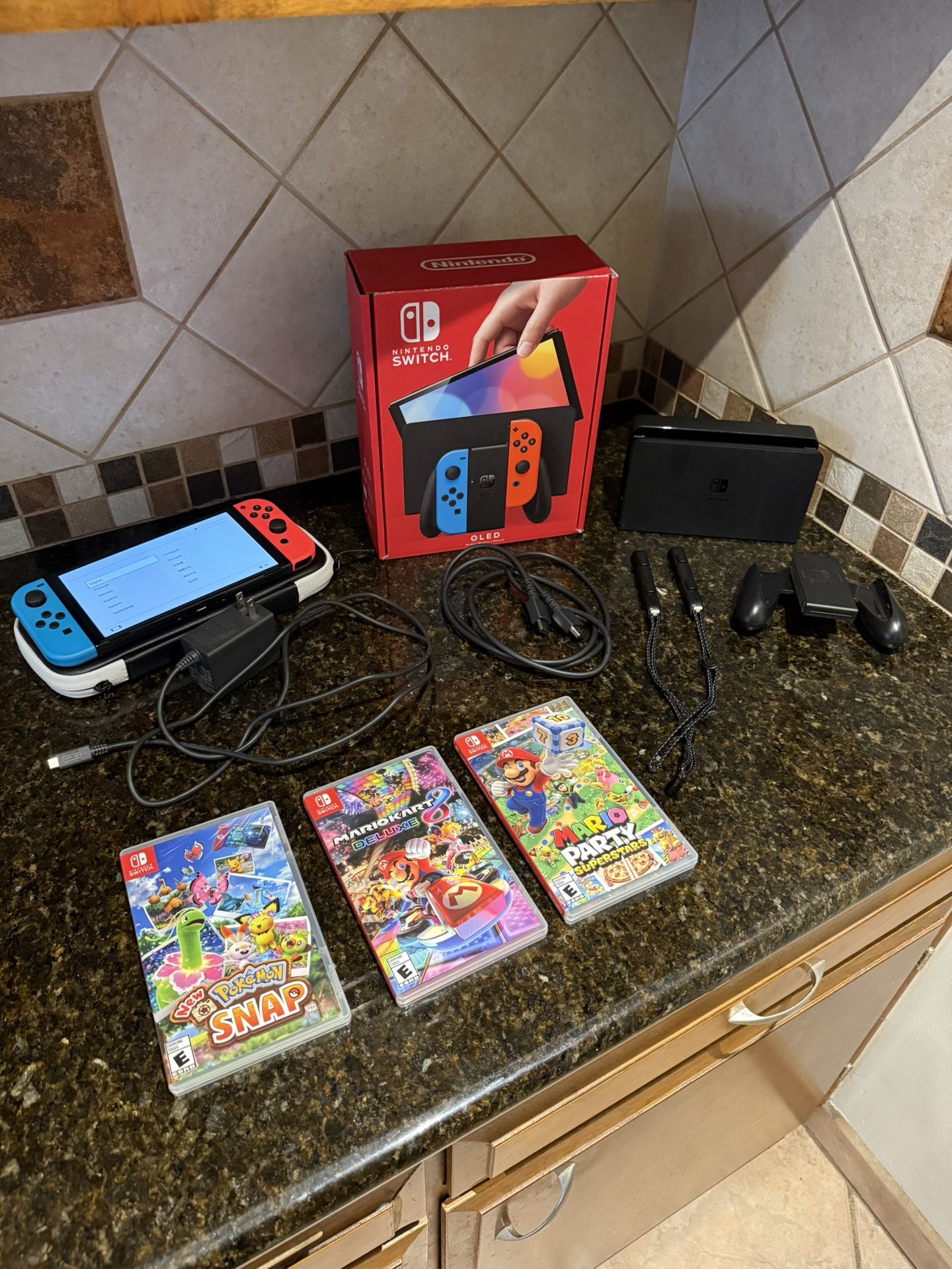 Switch OLED w/ Games