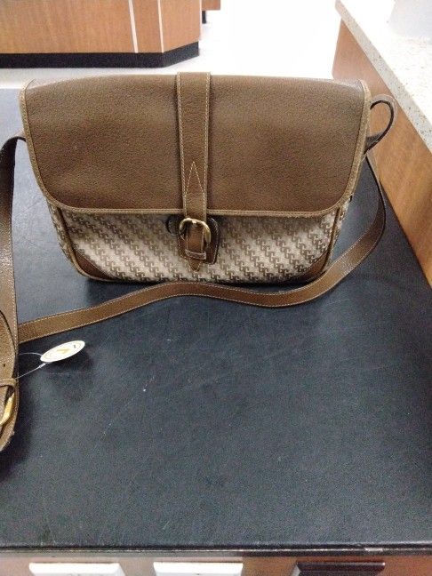 Vintage Gucci Shoulder Bag and Wallet Brown