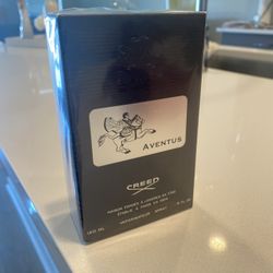 Creed Aventus 