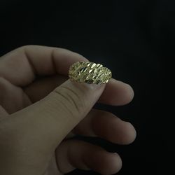 Gold nugget ring