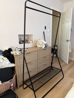 Clothing rack