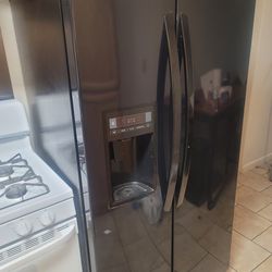 Black side by side Fridge