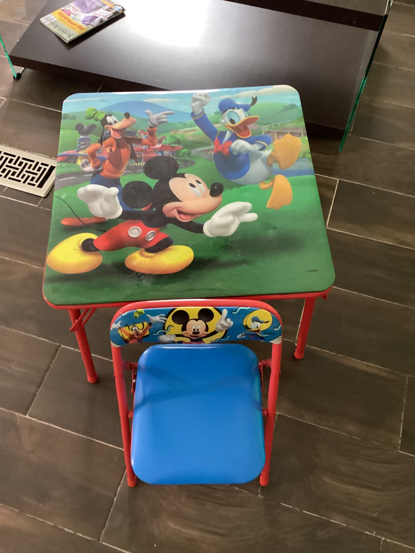Mickey Table And Chair
