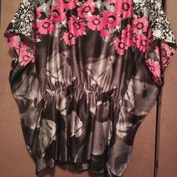 iZ BYER Lace/Floral Print 100% Polyester Top Sz Med $10 MPU SERIOUS INQUIRIES ONLY