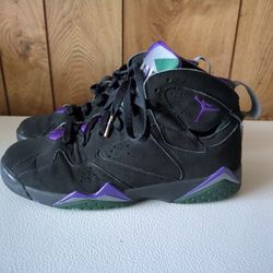 Nike Air Jordan 7 Retro PE 'Ray Allen'' / Milwaukee Bucks Size 7Y (W8.5)