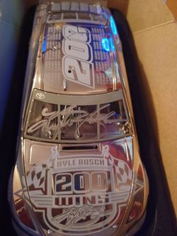 Nascar 2 Martinsville S/F line tickets Blue Ridge section H row 29 seats 1&2.Also 2 tickets for both Friday and Saturday