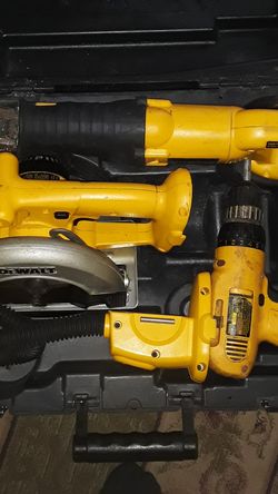 dewalt set ,,saw-saw,drill,flashlight,circular saw needs batteries and a charger all equipment works exellent