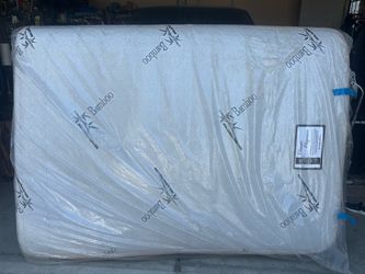 Full size mattress