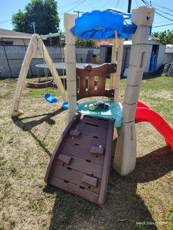 Kids play pen