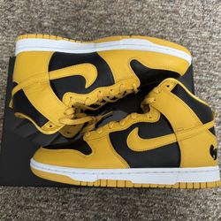 Nike Dunk High Wu Tang Size 8 & 11