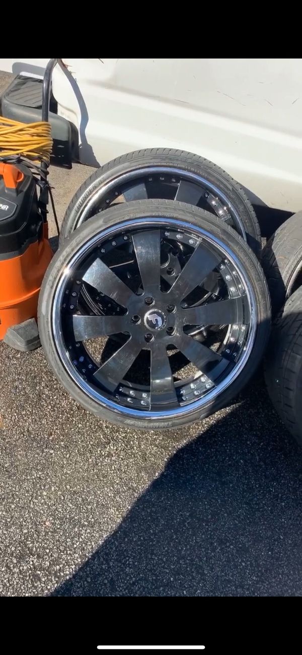 22 inch rims and matching steering wheel 22 x 8 22 x 11 2250