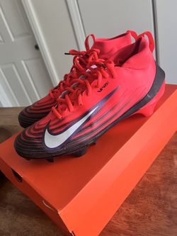 Nike Vapor Pro 1 football cleats