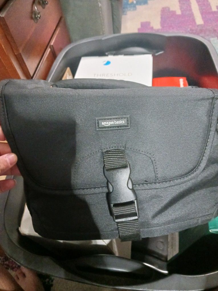 Amazon Basics Camera Bag