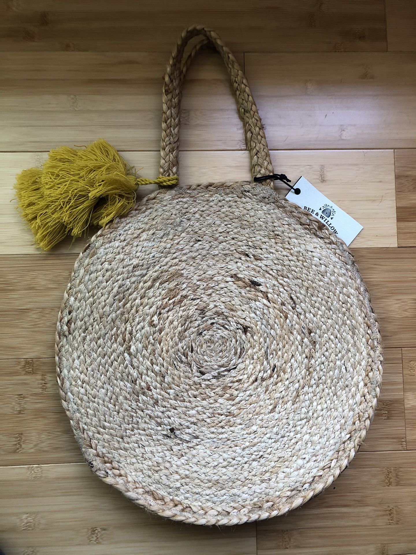New with tag# Round straw tote bag