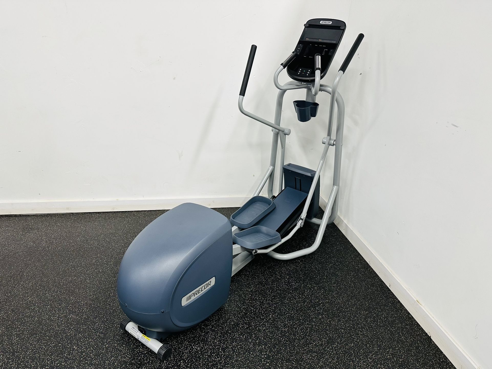 Precor Elliptical - Precor EFX 225 - Cardio - Gym Equipment