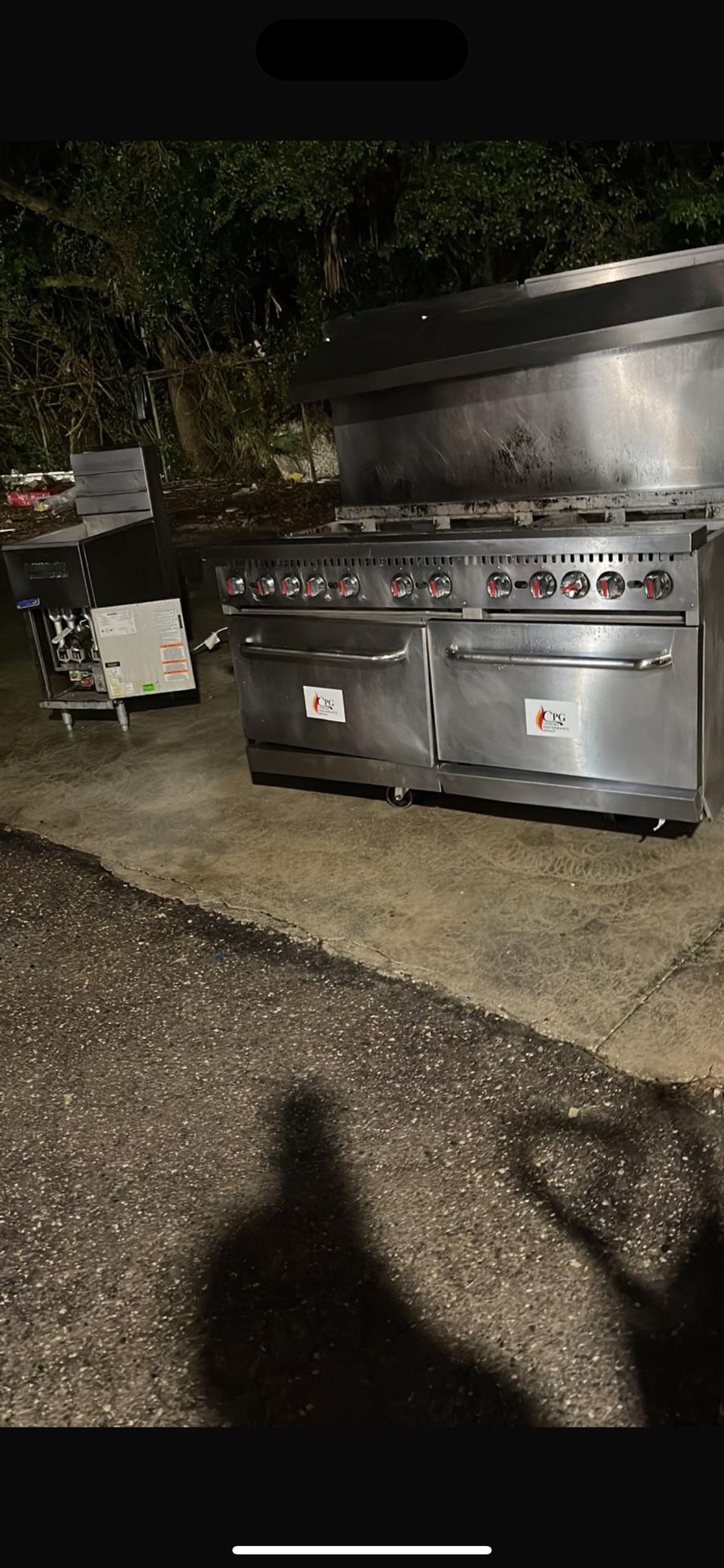 Commercial stove