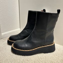 Boots Coach