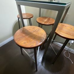 Bar Stools And Table 