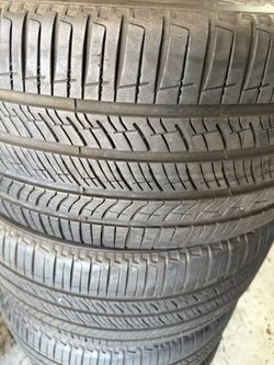 Pirelli Scorpion 255/45/19 EV tires Great tread 8/32