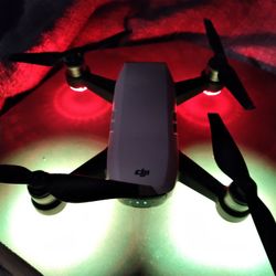 Dji SPARK FLY MORE COMBO  WITH POWER BANK CHARGER AND REMOTE