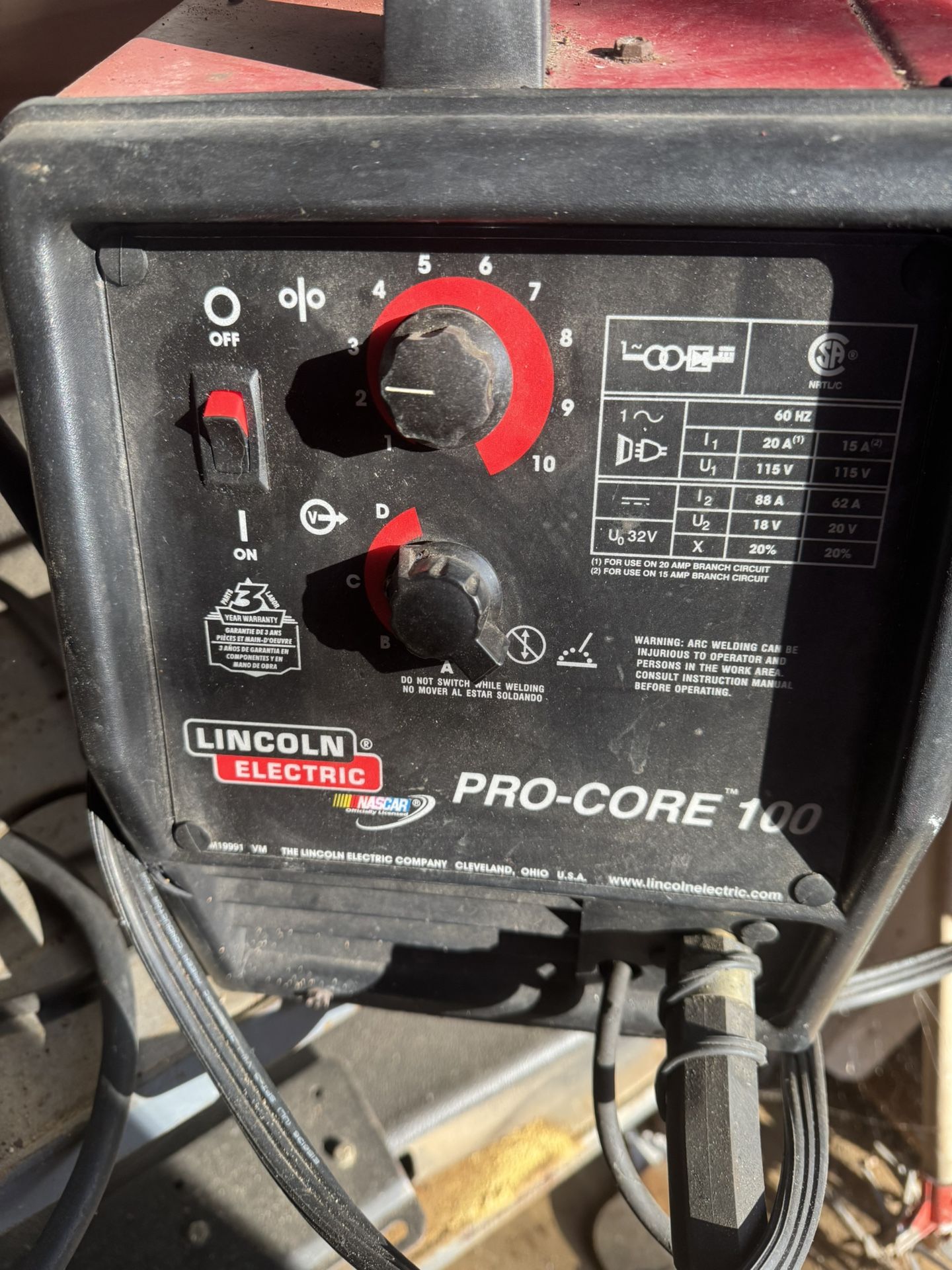 LINCOLN ELECTRIC PRO CORE 100 ARC WELDER