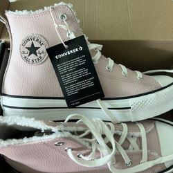 Kids Leather Converse *BRAND NEW*