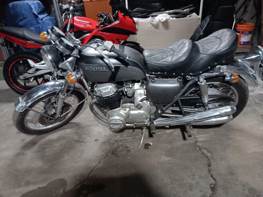1972 HONDA CB750 F