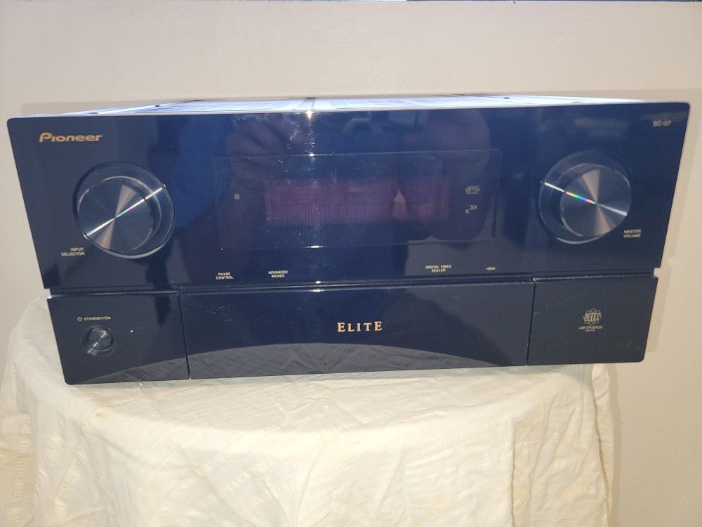 Pioneer Elite SC-07 Surround Sound Receiver. Like New!!

