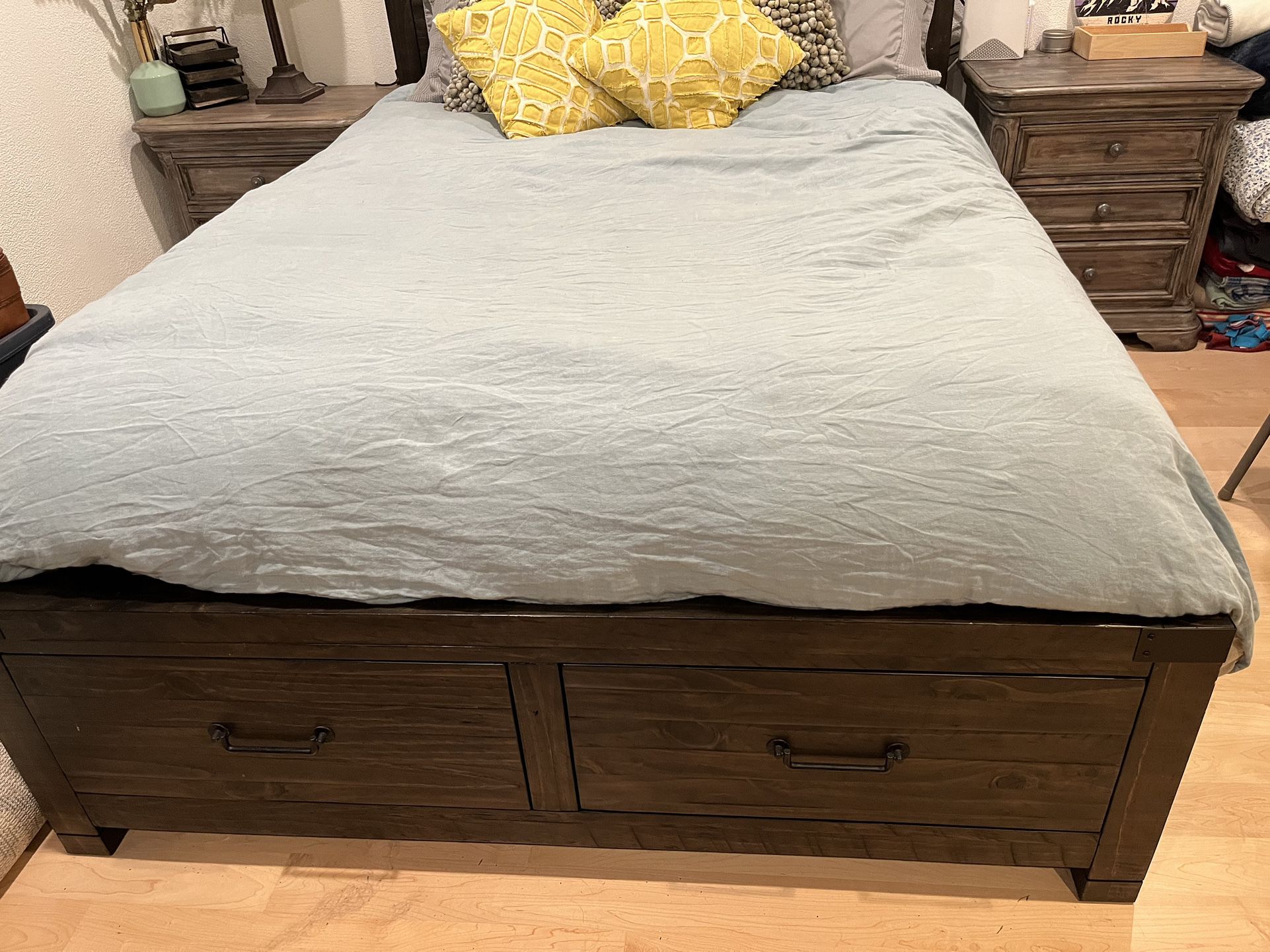 Queen Bedframe with Drawers