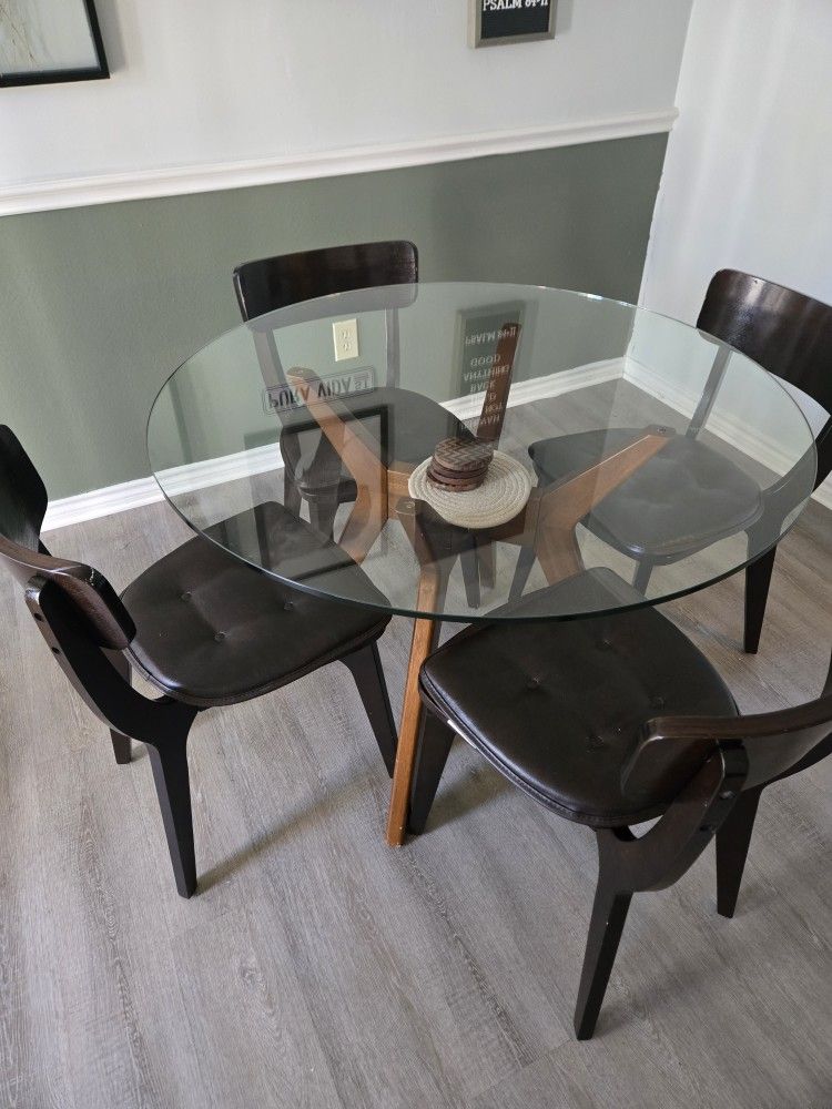 West Elm Dining Table- Jensen 42"