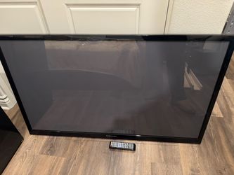 TV with California King Size Bed