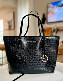 Michael kors 3-n-1 tote bag