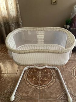 Bassinest glide sleeper