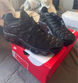 New Nike Air VaporMax Plus Size 8 Men