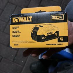Dewalt 20 V Five Amp Battery