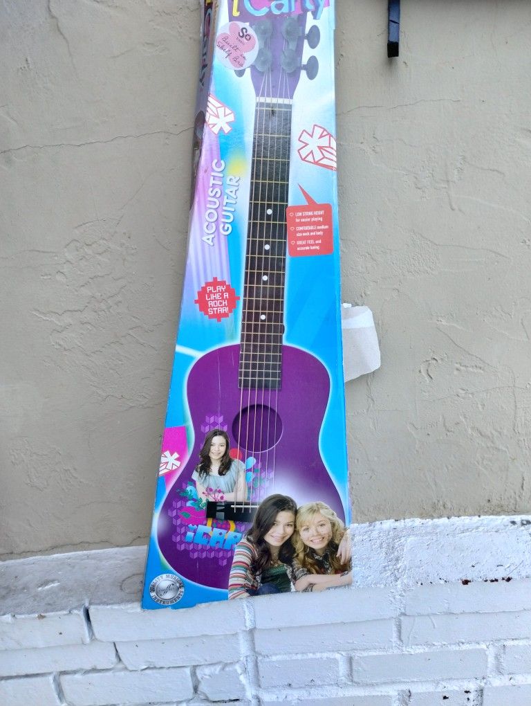 I Carlie Kids Guitar 