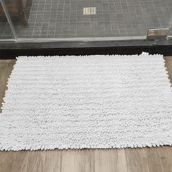 ComfiTime Bathroom2Rugs, 20 × 32 in, 2000GSM Thick Slip-Resistant Chenille Bath Mat for Tub, Shower & Bathroom Floor, Machine Washable, Ultra Absorben