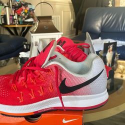 Nike Air Zoom Pegasus 33 Shoes Mens 11 Red Sneakers Running Chunky Sole Gym